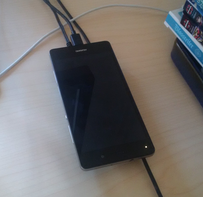 S: Huawei P8 Lite (Sort) (til Pokémon Go! ;)